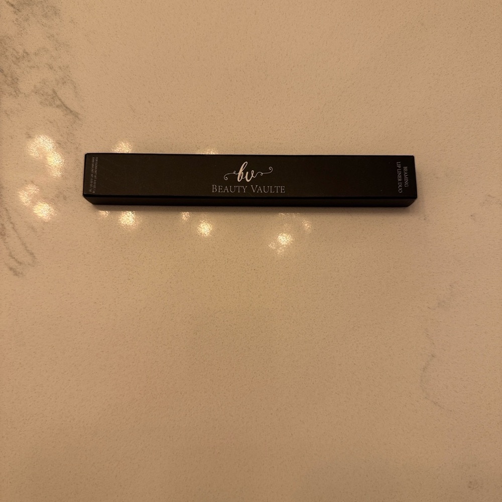 Beauty‎ Vaulte Lip Liner Duo | Ultra Matte Nude & Brown | New - Picture 5 of 5